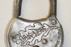 p1000748