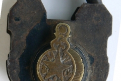 p1000802