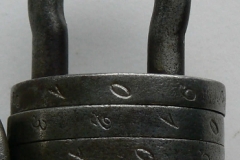 p1000822