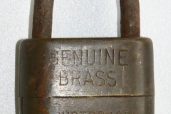 p1000853