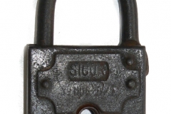 p1000856